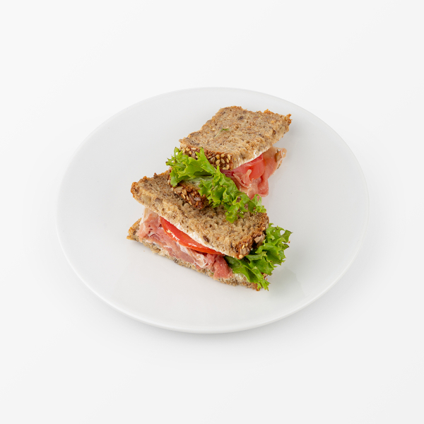 Stullen mit Fleisch belegt