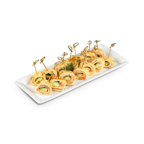 Crepe-Röllchen mit Lachs am Spieß
