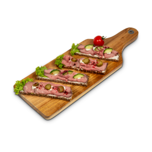 Brot-Sticks mit Roastbeef belegt
