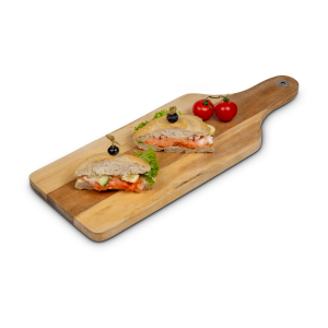Glutenfreie Brötchen mit Lachs belegt (werden noch halbiert)