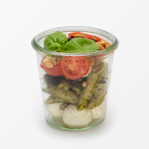 Penne Pesto Verde Salat im Weckglas . Penne Pesto Verde Salat im Weckglas .